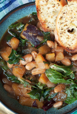 Receta de sopa de col rizada y frijoles blancos