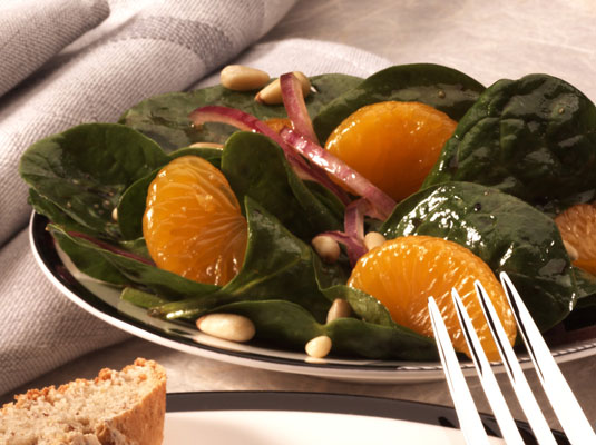 Ensalada de espinacas y mandarina