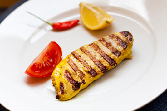 Receta de chuletas de pollo a la plancha con comino y limón verde