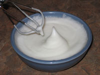 Batir las claras de huevo