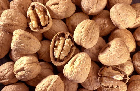 6 variedades de frutos secos y semillas populares en la dieta mediterránea