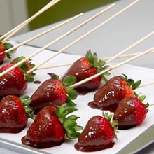 Fresas cubiertas de chocolate al estilo Keto