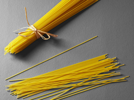 Pasta de hebra y cinta plana