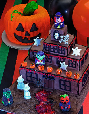 Cómo hacer un pastel de Jack-O-Lantern de Halloween