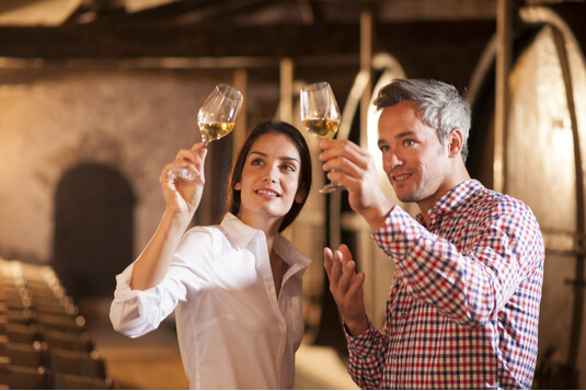 La técnica especial para degustar el vino