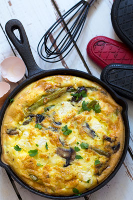 Receta de desayuno keto: frittata de queso de cabra
