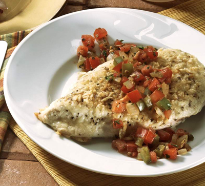 Receta de pollo parmesano con salsa de tomate fresco