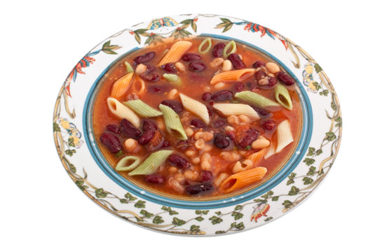 Sopa de Pasta y Frijoles (Pasta e Fagioli)