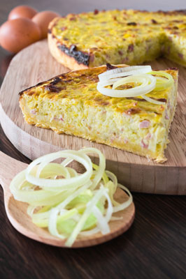 Pastel de Cebolla y Tocino (Flammkuche)