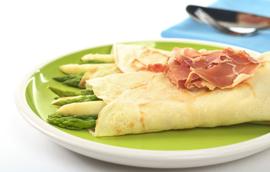 Crepes saladas rellenas y enrolladas (Crêpes Farcies et Roulées)