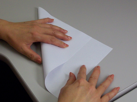 Cómo hacer un copo de nieve de papel de ocho puntas