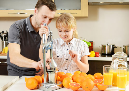 10 estrategias para enseñar a los niños hábitos alimenticios saludables